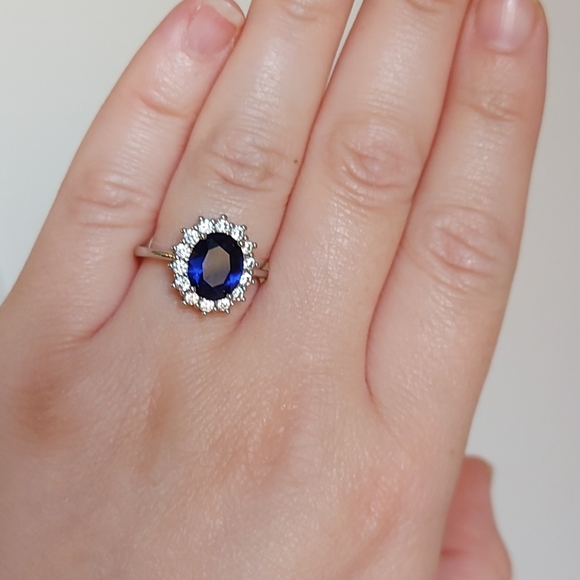Jewelry - 2.68 Carat Sapphire ring
